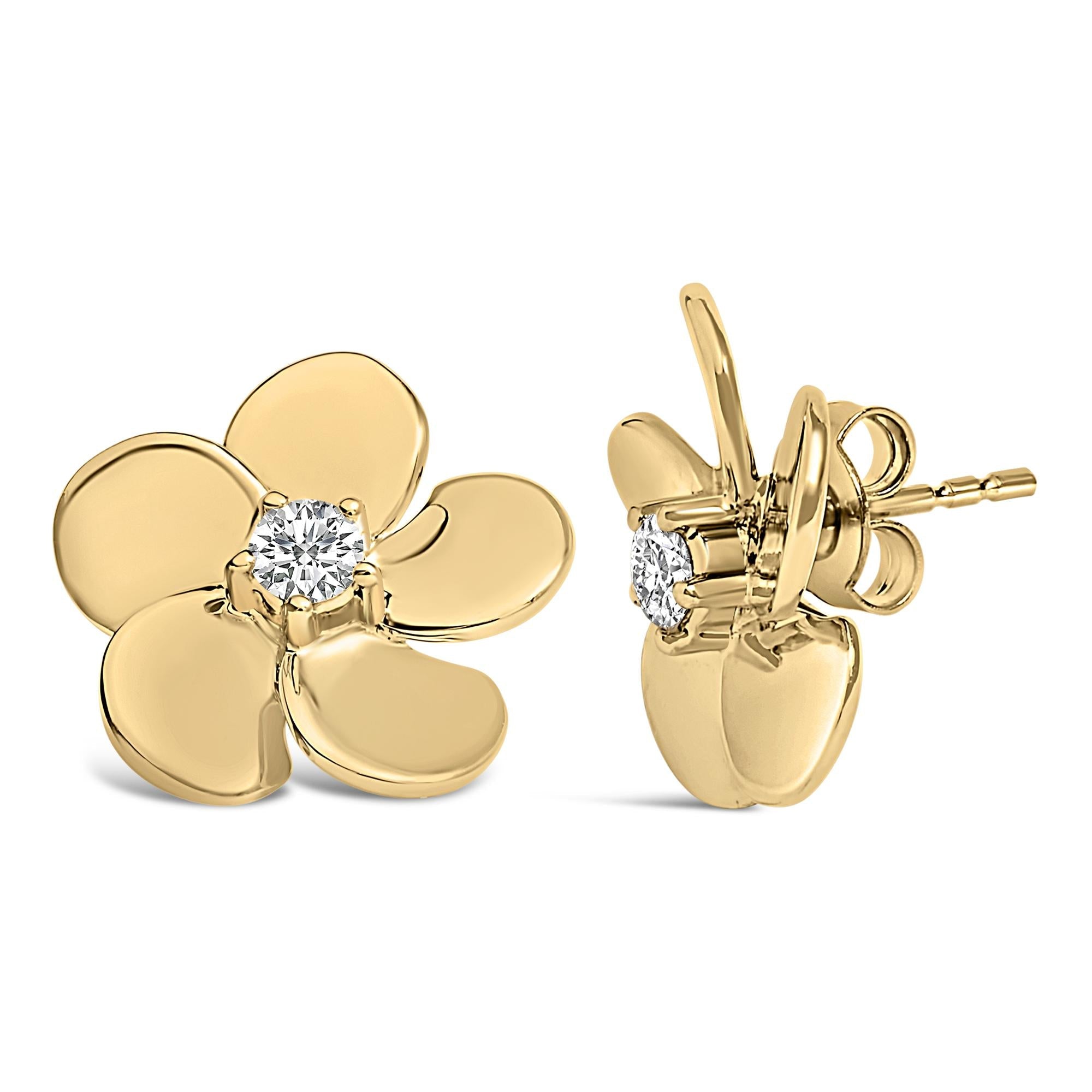 10K Gold 1/3 Cttw Lab Grown Diamond Flower Petal Stud Earrings