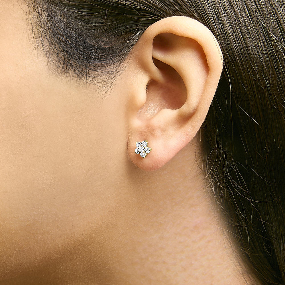 10K Gold 1/2 Cttw Lab Grown Diamond Star Stud Earrings
