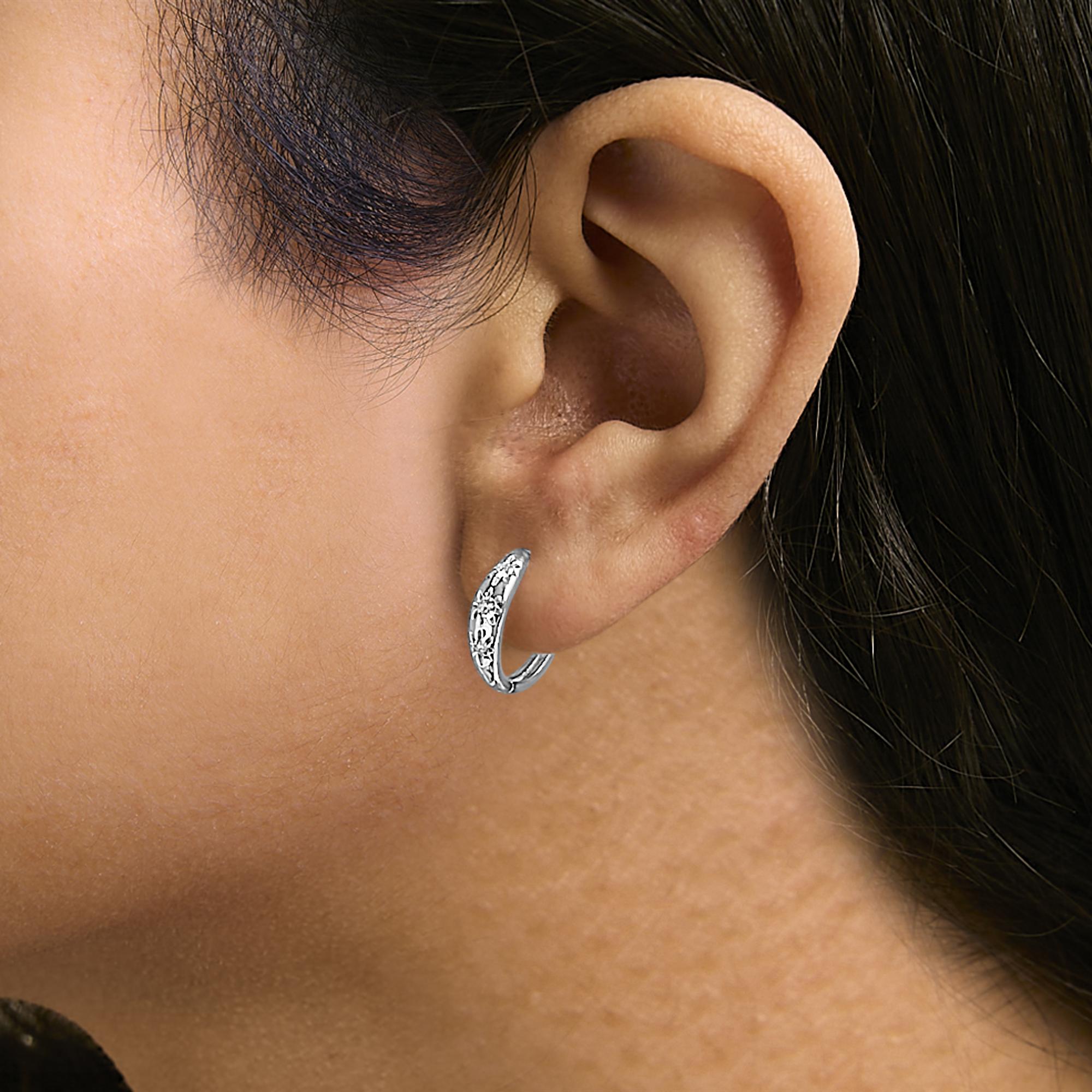10K Gold 1/5 Cttw Lab Grown Diamond Three Stone Huggie Hoop Earrings
