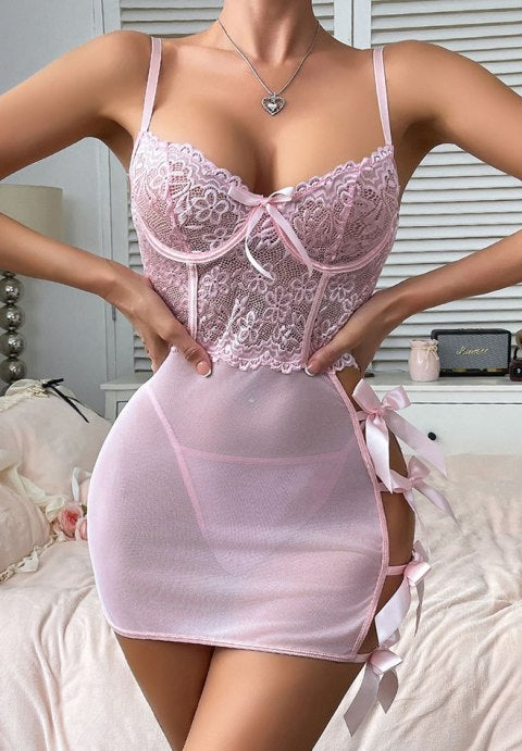 Elegant Lace & Sheer Mesh Chemise