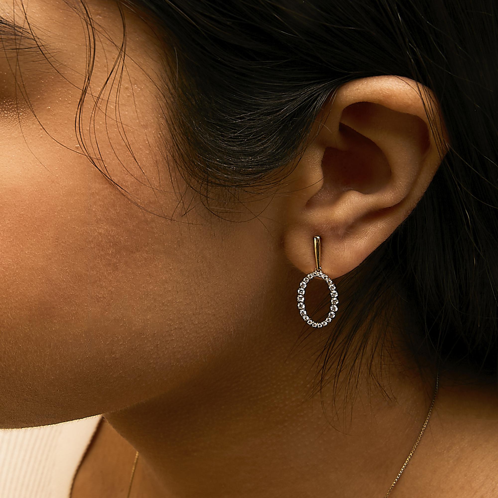 14K Yellow Gold Graduating 1/2 Cttw Diamond Oval Dangle Earrings