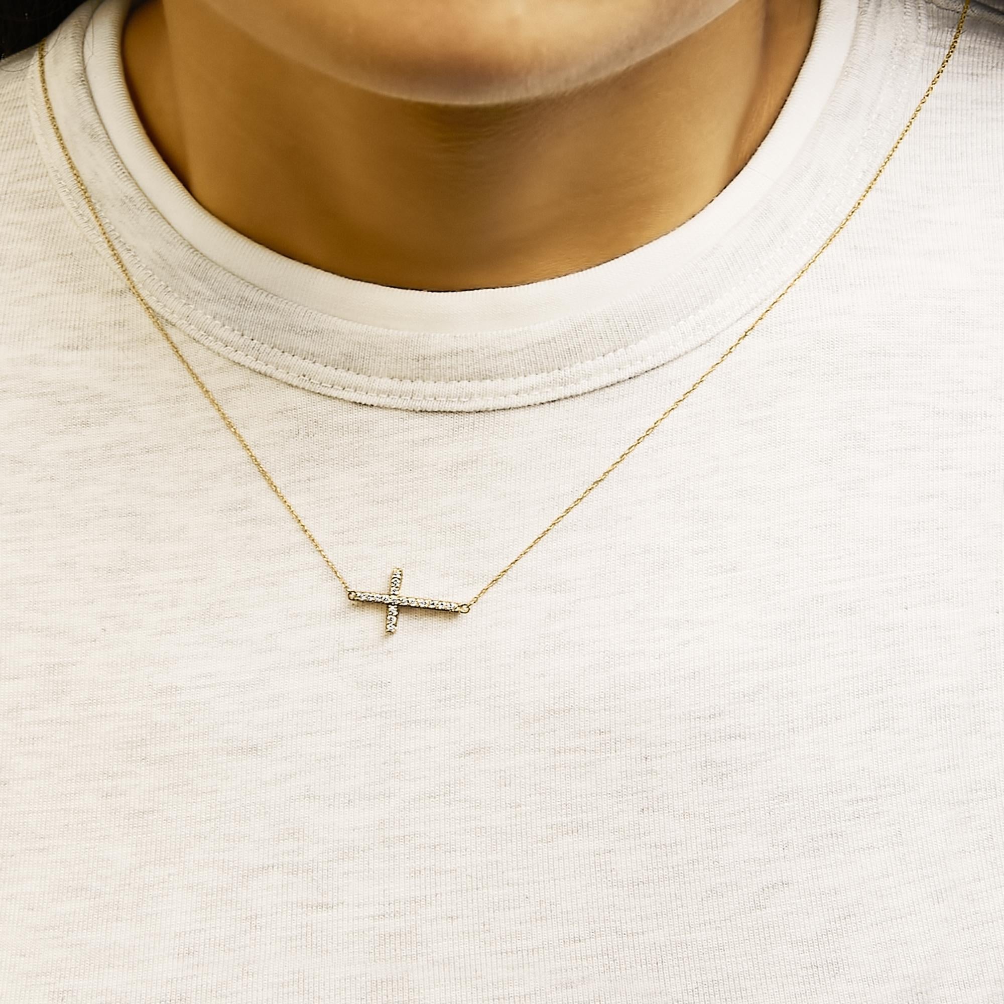 10K Yellow Gold 1/5 Cttw Diamond Sideways Cross Pendant Necklace