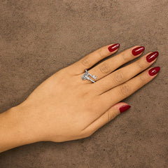 Sterling Silver 1/6 Cttw Key and Keyhole Diamond Ring