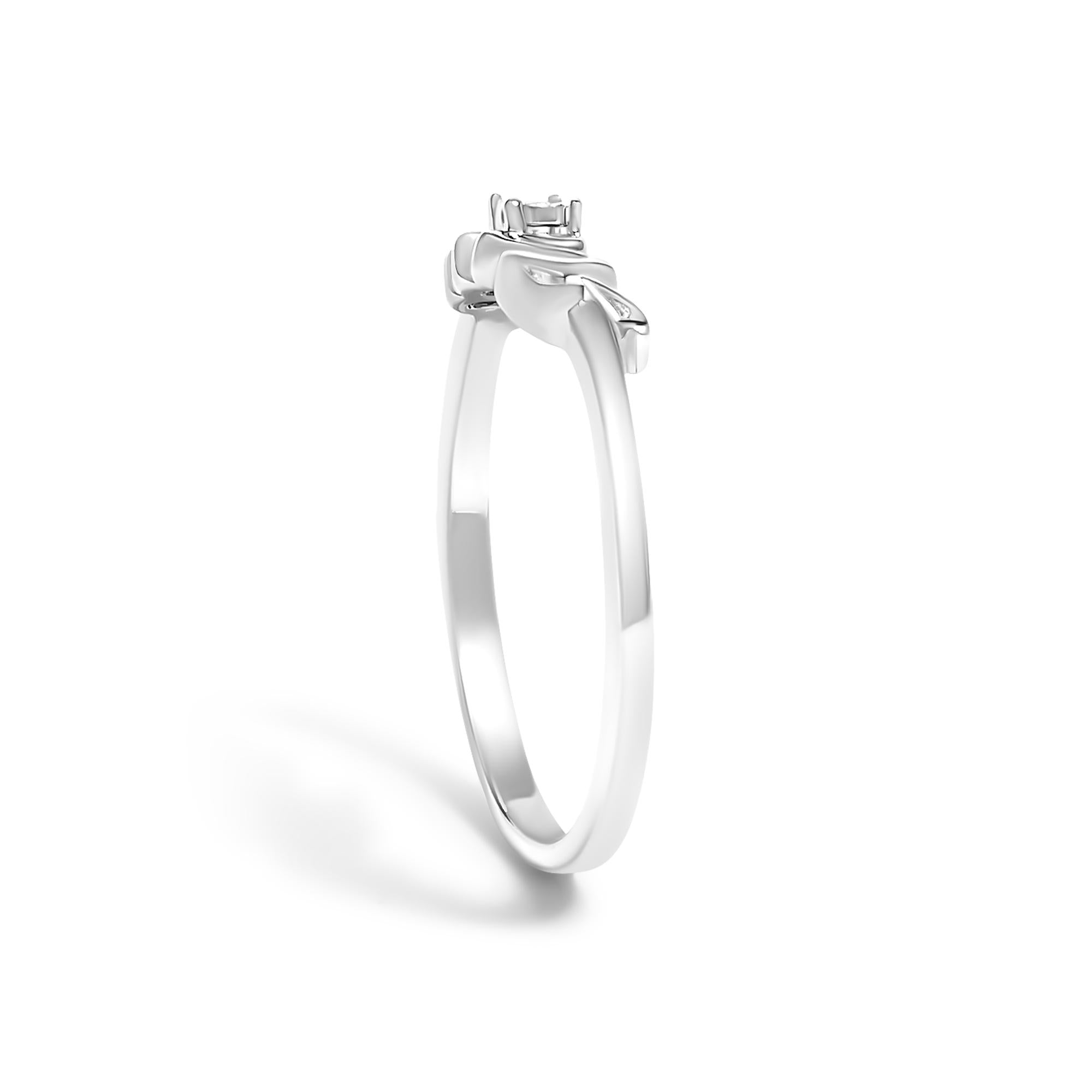 .925 Sterling Silver Diamond Accent "MOM"  Ring (J-K Color, I2-I3 Clarity)
