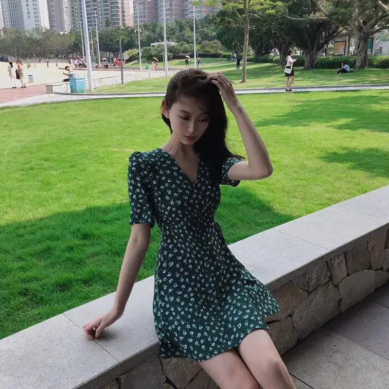 https://ae01.alicdn.com/kf/S8bd5f9114b364e43811e11fb1a6dd5a6i.jpg