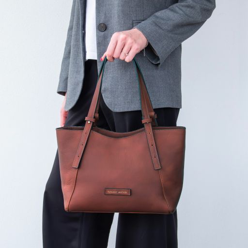 Libra - Leather shoulder bag