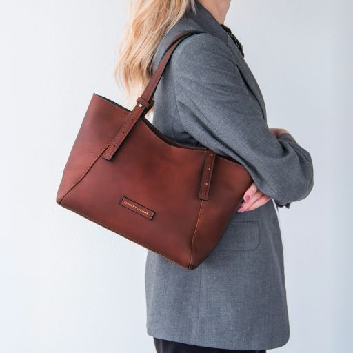 Libra - Leather shoulder bag