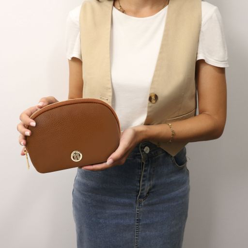Vera - Soft leather toiletry case