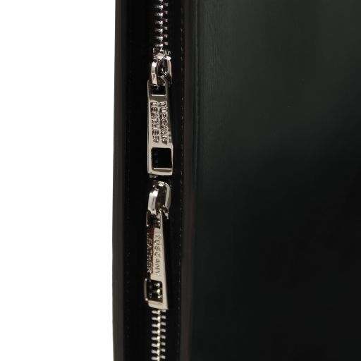 Cesare - Leather document case with handle and ring binder