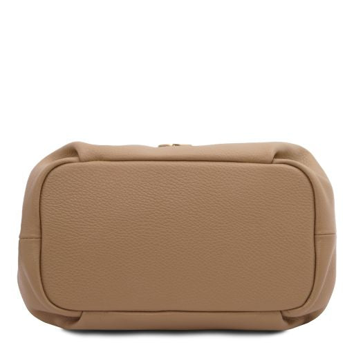 Nora - Soft leather handbag