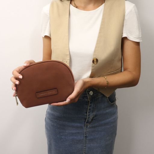 Vera - Leather toiletry case